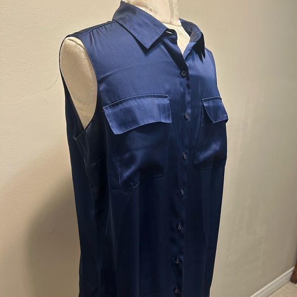 Blouse - Picture 2 of 2